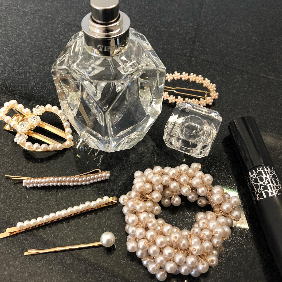 Cerchietto per capelli con strass in cristallo barocco imbottito per donne e ragazze con perle colorate e perline impreziosite da un cerchio largo in velluto per capelli per matrimoni e feste nuziali Cerchietto per capelli con strass in cristallo barocco imbottito per donne e ragazze con perle colorate e perline impreziosite da un cerchio largo in velluto per capelli per matrimoni e feste nuziali